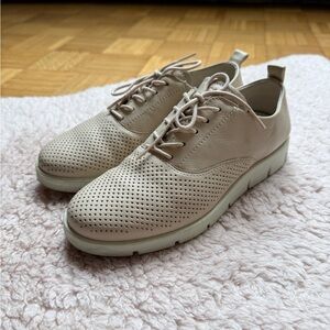 Women’s Beige Perforated Leather Shoes